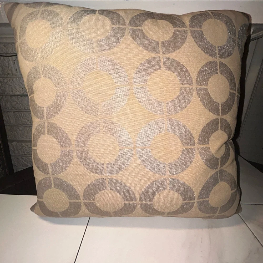 Safavieh Silver Cream Tan Geometric Circles Accent Throw Pillows